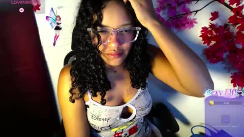 Snapshot of chleo_rosse chatting on 05/14/26, 12:45 chleo_rosse online show from 05/14/26, 12:45