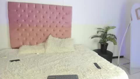 chloe and leider online show from 03/18/26, 12:52