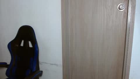 Abby 19 years online show from 06/21/26, 05:59
