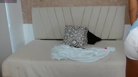 Abby 19 years online show from 07/12/26, 05:59