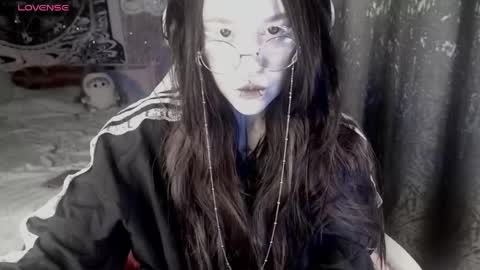 Snapshot of chloe_crystall_killer chatting on 05/24/26, 01:54 chloe_crystall_killer online show from 05/24/26, 01:54