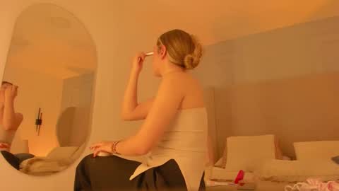 Chloe online show from 03/21/26, 12:21