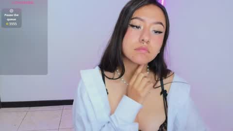 Snapshot of chloe_desire11 chatting on 06/15/26, 11:23 chloe_desire11 online show from 06/15/26, 11:23