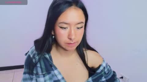Snapshot of chloe_desire11 chatting on 06/29/26, 11:10 chloe_desire11 online show from 06/29/26, 11:10