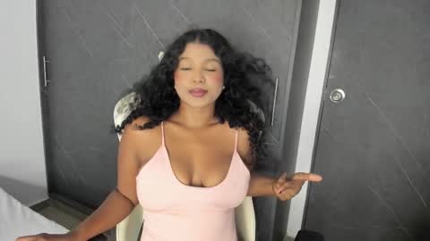 chloe online show from 03/25/26, 11:33