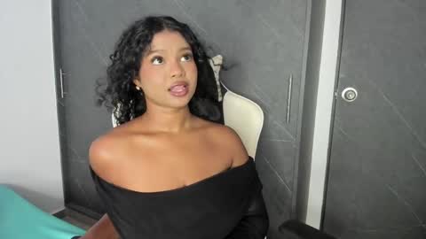 chloe online show from 04/04/26, 04:37