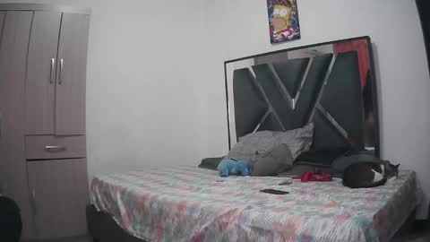 Snapshot of chloe_hotx chatting on 09/28/25, 03:23 Chloe and Danna online show from 09/28/25, 03:23