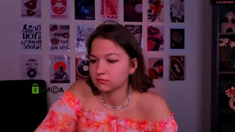 chloe_ley online show from 07/11/26, 09:34