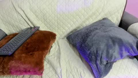 chloe online show from 02/22/25, 05:02