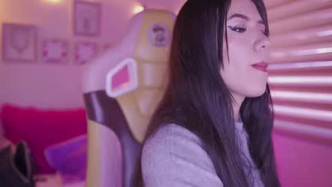 Chloe  online show from 02/23/26, 09:45