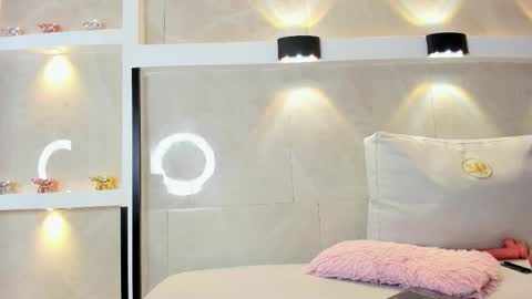  CHLOE  online show from 10/11/25, 07:40