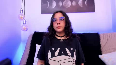 Chloe online show from 03/04/26, 12:11