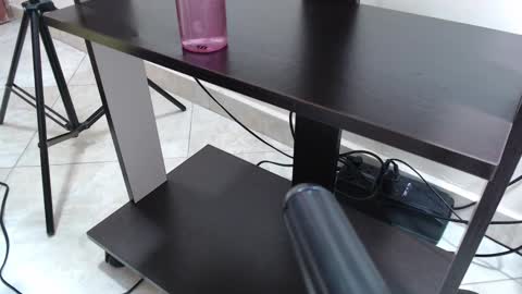 Snapshot of chloe_prg chatting on 01/04/25, 03:28 chloe_prg online show from 01/04/25, 03:28