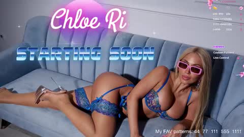 Snapshot of chloe_ri chatting on 11/24/25, 04:56 . ALL my LINKS online show from 11/24/25, 04:56