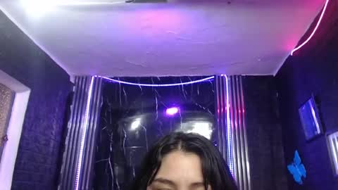 Snapshot of chloe_smith5 chatting on 05/05/26, 01:19 chloe_smith5 online show from 05/05/26, 01:19
