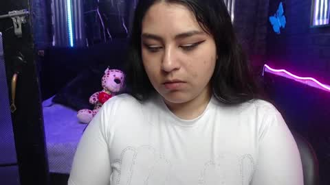 Snapshot of chloe_smith5 chatting on 05/20/26, 03:07 chloe_smith5 online show from 05/20/26, 03:07