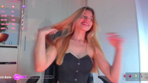 Chloe Miller  online show from 11/13/25, 02:43