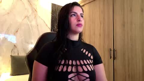 chloe online show from 07/31/26, 10:14