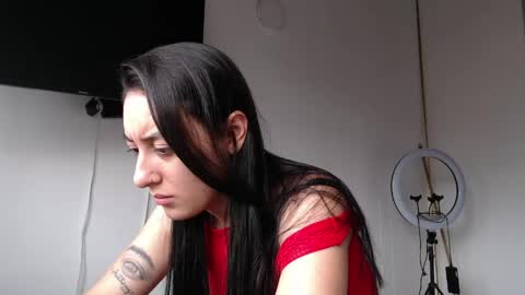 Snapshot of chloe_vahos chatting on 05/07/26, 09:20 Chloe online show from 05/07/26, 09:20