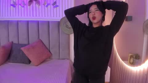   online show from 09/21/25, 03:30