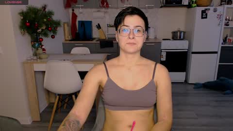 Eva and Sandra online show from 01/04/25, 09:54