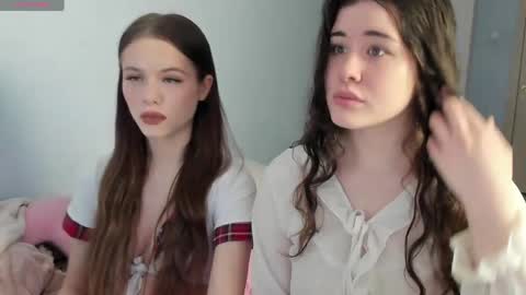 My name is Chloe Like my broadcast pls online show from 05/03/26, 05:13