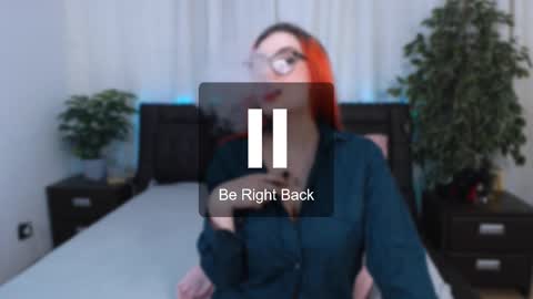 Snapshot of chloecristal chatting on 03/06/25, 10:36 Ask me online show from 03/06/25, 10:36