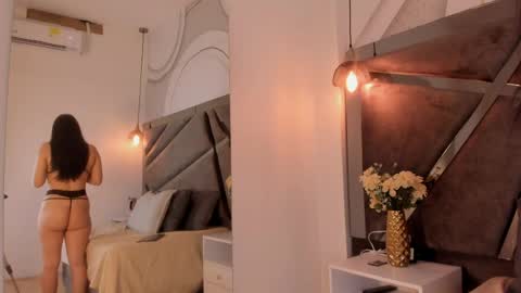 chloee_parkerr online show from 04/27/26, 03:59