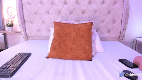 chloeferreira online show from 02/13/25, 05:37