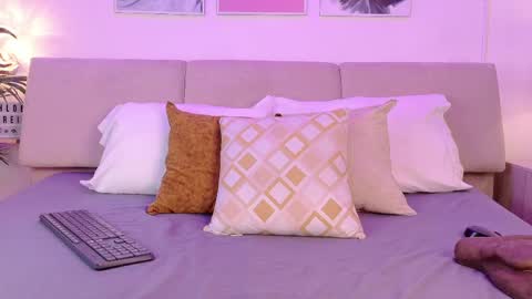 chloeferreira online show from 03/28/26, 02:44