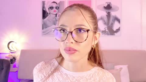 Snapshot of chloeferreira chatting on 05/30/26, 04:09 chloeferreira online show from 05/30/26, 04:09