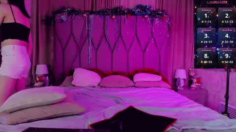 Chloe Fulton online show from 12/18/24, 07:52