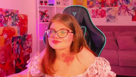 ChloeHalses online show from 04/03/26, 05:11