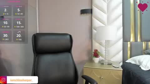  Chloe Harper  online show from 03/25/26, 11:38