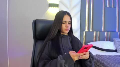 Snapshot of chloeharper_ chatting on 05/23/26, 11:47 Chloe Harper online show from 05/23/26, 11:47
