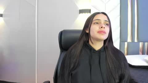 Snapshot of chloeharper_ chatting on 06/20/26, 11:46 Chloe Harper online show from 06/20/26, 11:46