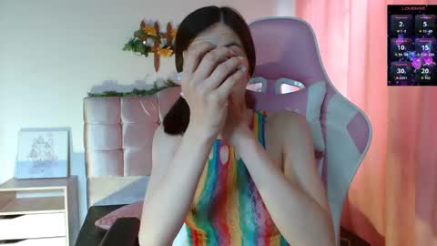 Snapshot of chloejohnsoon chatting on 03/04/25, 12:55 Chloe online show from 03/04/25, 12:55