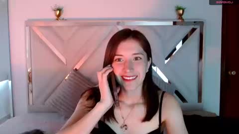 Snapshot of chloejohnsoon chatting on 09/10/25, 02:17 Chloe online show from 09/10/25, 02:17