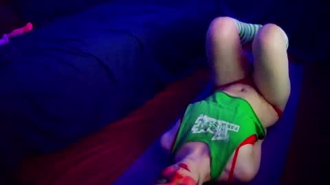 Snapshot of chloekissxo chatting on 12/12/24, 04:59 Chloekissxo online show from 12/12/24, 04:59