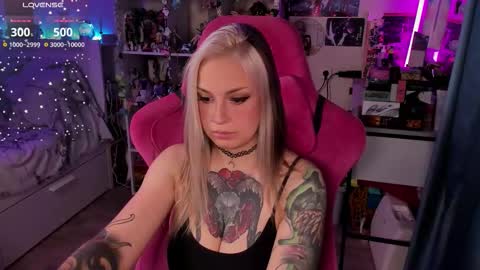 ChloeKohaku online show from 10/15/25, 06:46