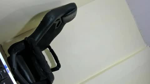 Snapshot of chloelana chatting on 03/04/26, 11:38 chloelana online show from 03/04/26, 11:38