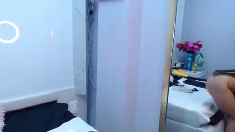 ChloeSignup For Free  Join my Fan Club online show from 01/12/25, 06:39