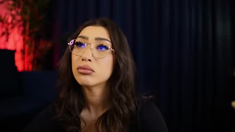 chloemin_ online show from 01/07/26, 06:05