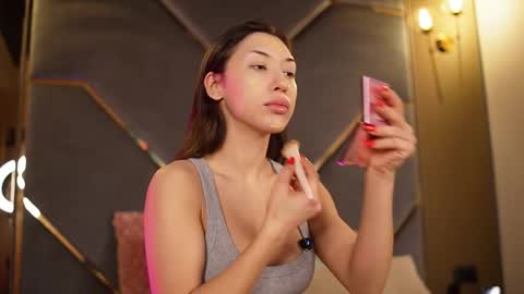 chloemin_ online show from 02/08/26, 07:34