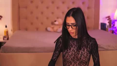 Chlo online show from 03/13/26, 06:53