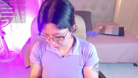 Snapshot of chloerossee chatting on 09/30/25, 01:21 Chloe rosse online show from 09/30/25, 01:21