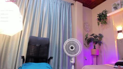 Chloe rosse online show from 04/08/26, 01:27