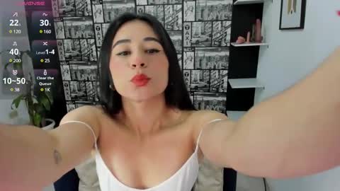 ChloeTurner  online show from 03/09/25, 12:31