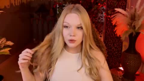 ChloeWight online show from 03/19/26, 11:36