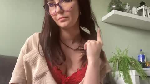 Snapshot of chloexnatural chatting on 05/15/26, 08:21 ChloeXNatural online show from 05/15/26, 08:21